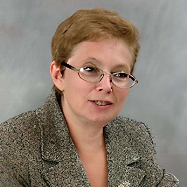 Профессор Алла Бобылева